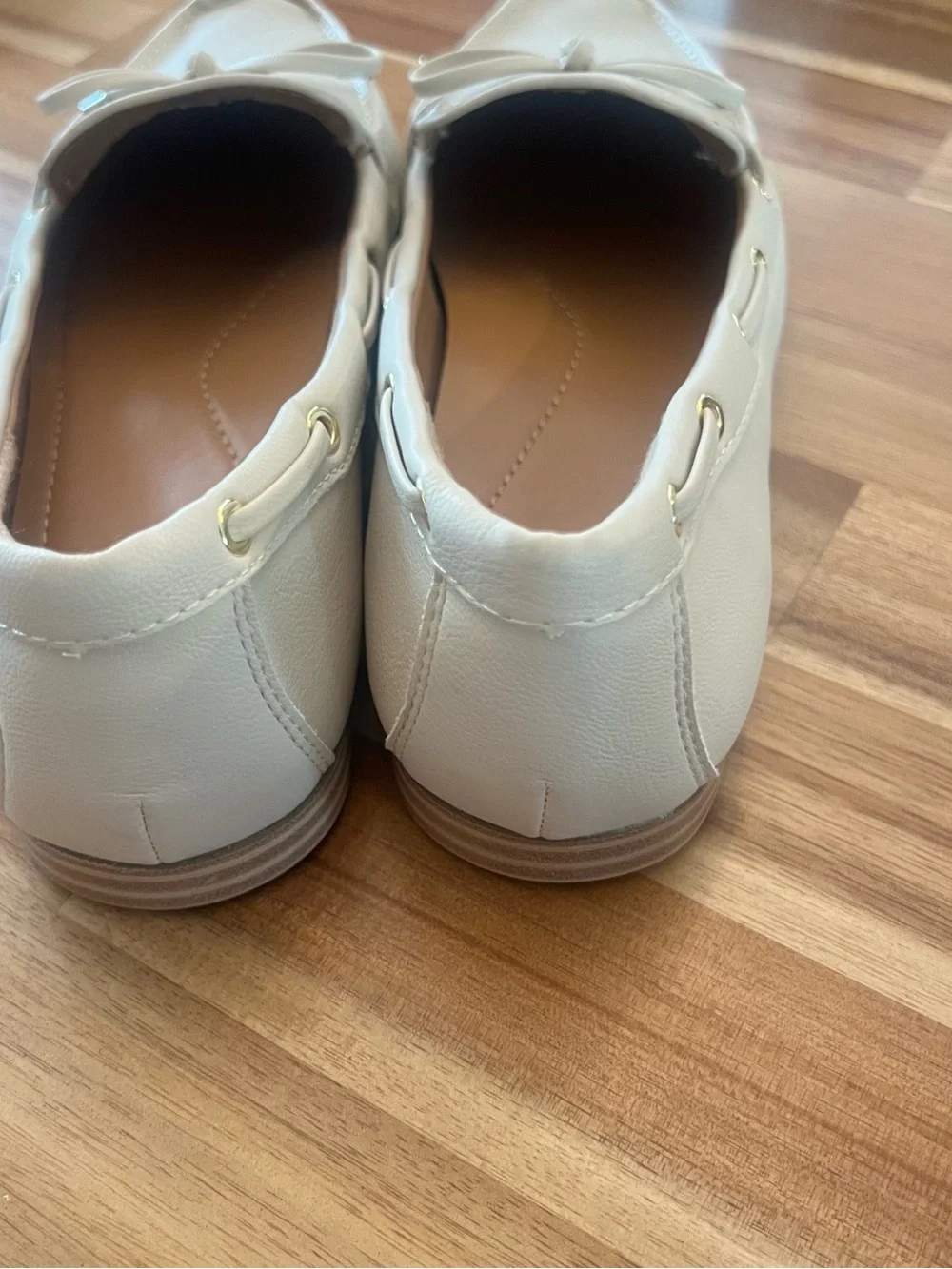 Dolce Vita Cream Leather Bow-Accent Loafers - Picture 6 of 7